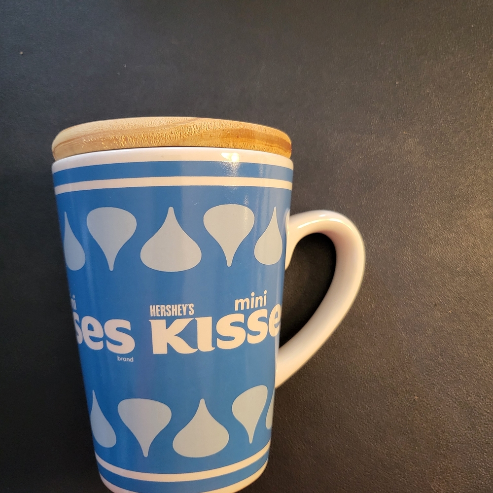 Hershey's Blue and White Mug with Lid